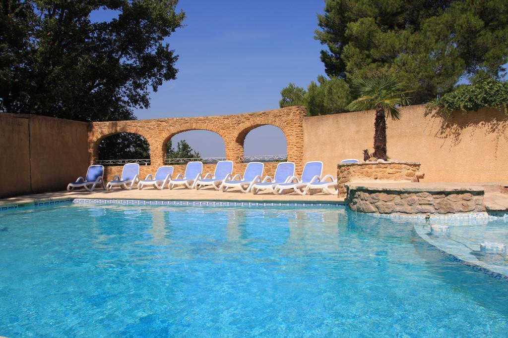 Pousterle De Sabran - Piscine & Hammam Apartment Exterior photo